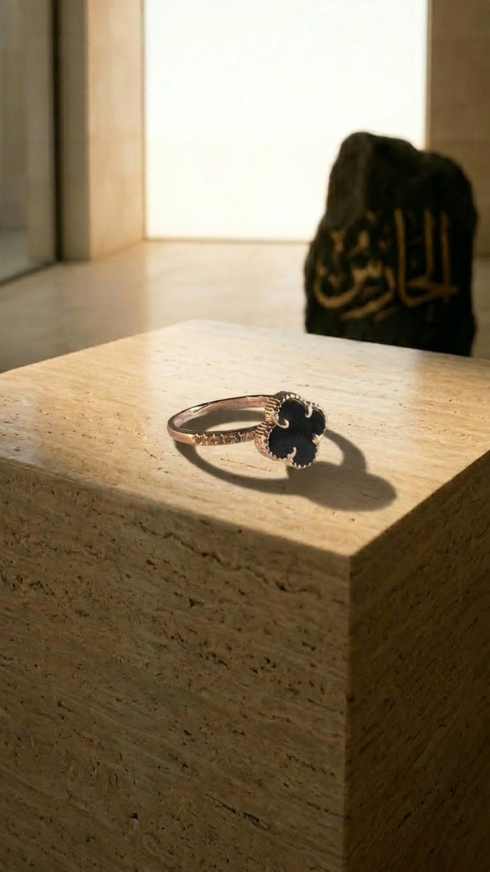 Thuraya Ring