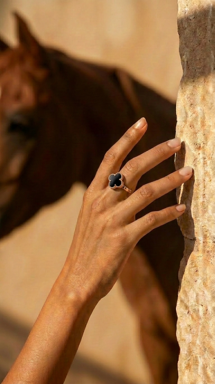 Thuraya Ring