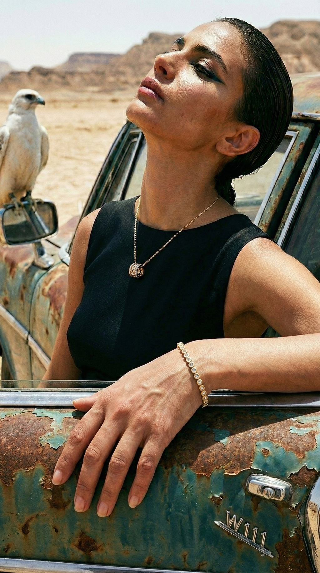 Nujum String Bracelet